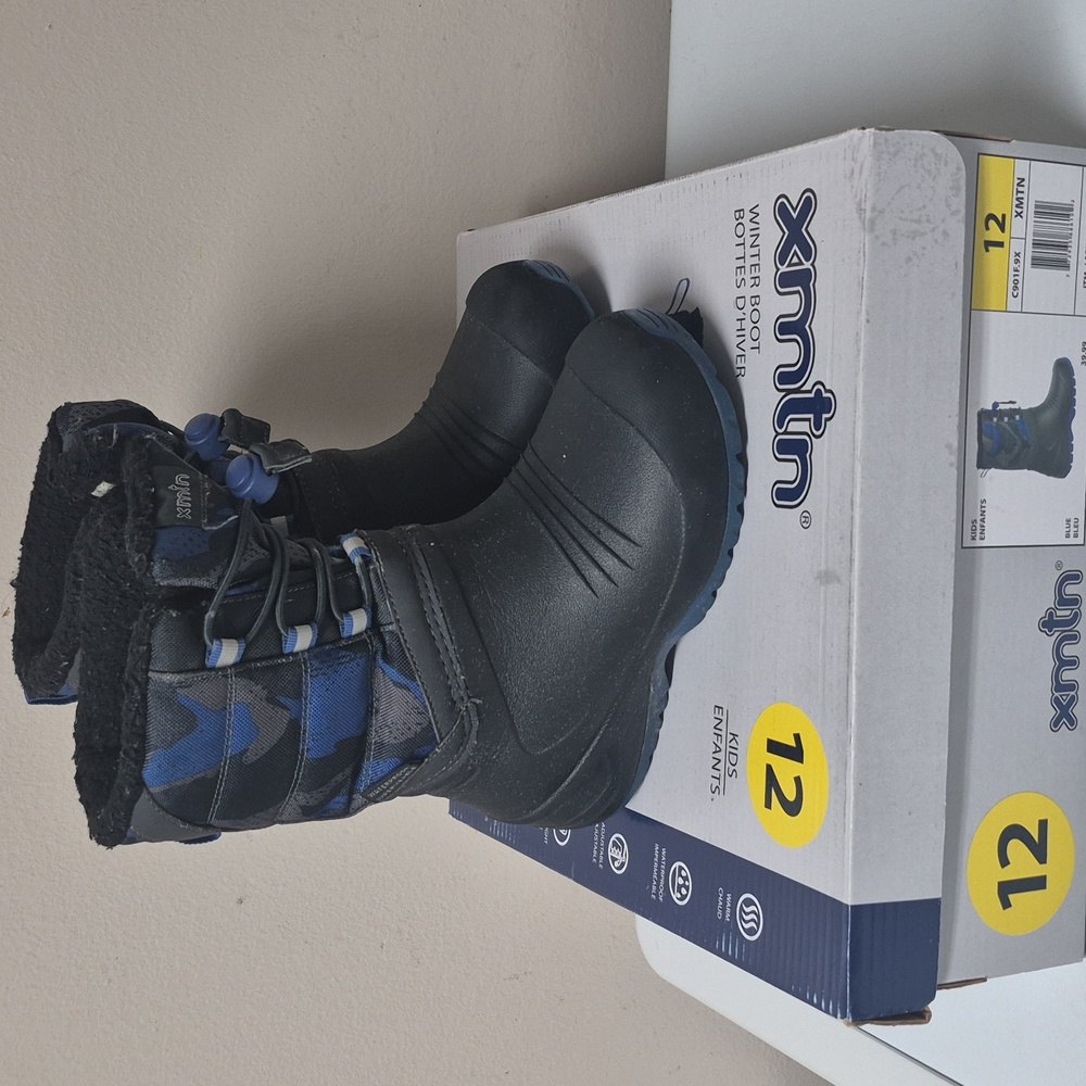 XMTN Waterproof Kids Winter Boots Reflective Trim Adjustable Toggle Closure;S12